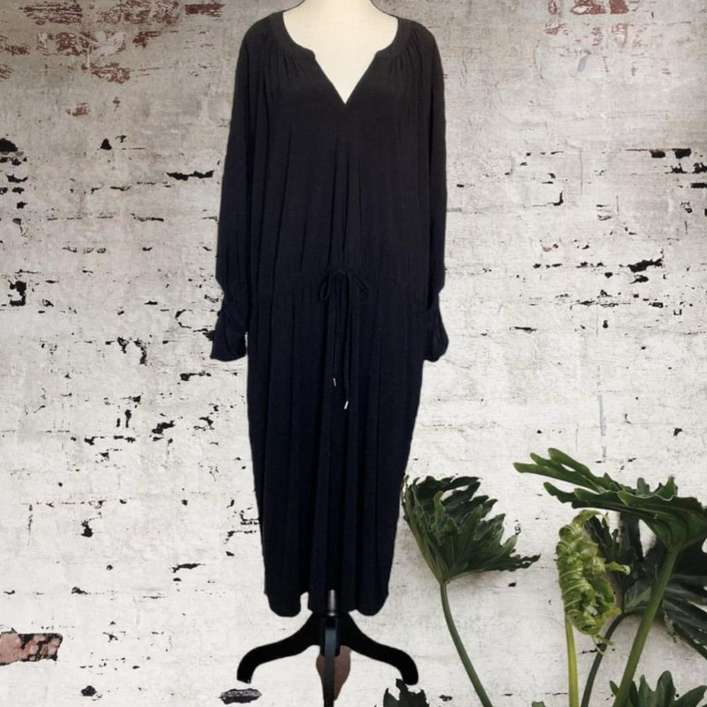 In Every Story Black V-Neck 3/4 Sleeve drawstring waist Dress Size 3X